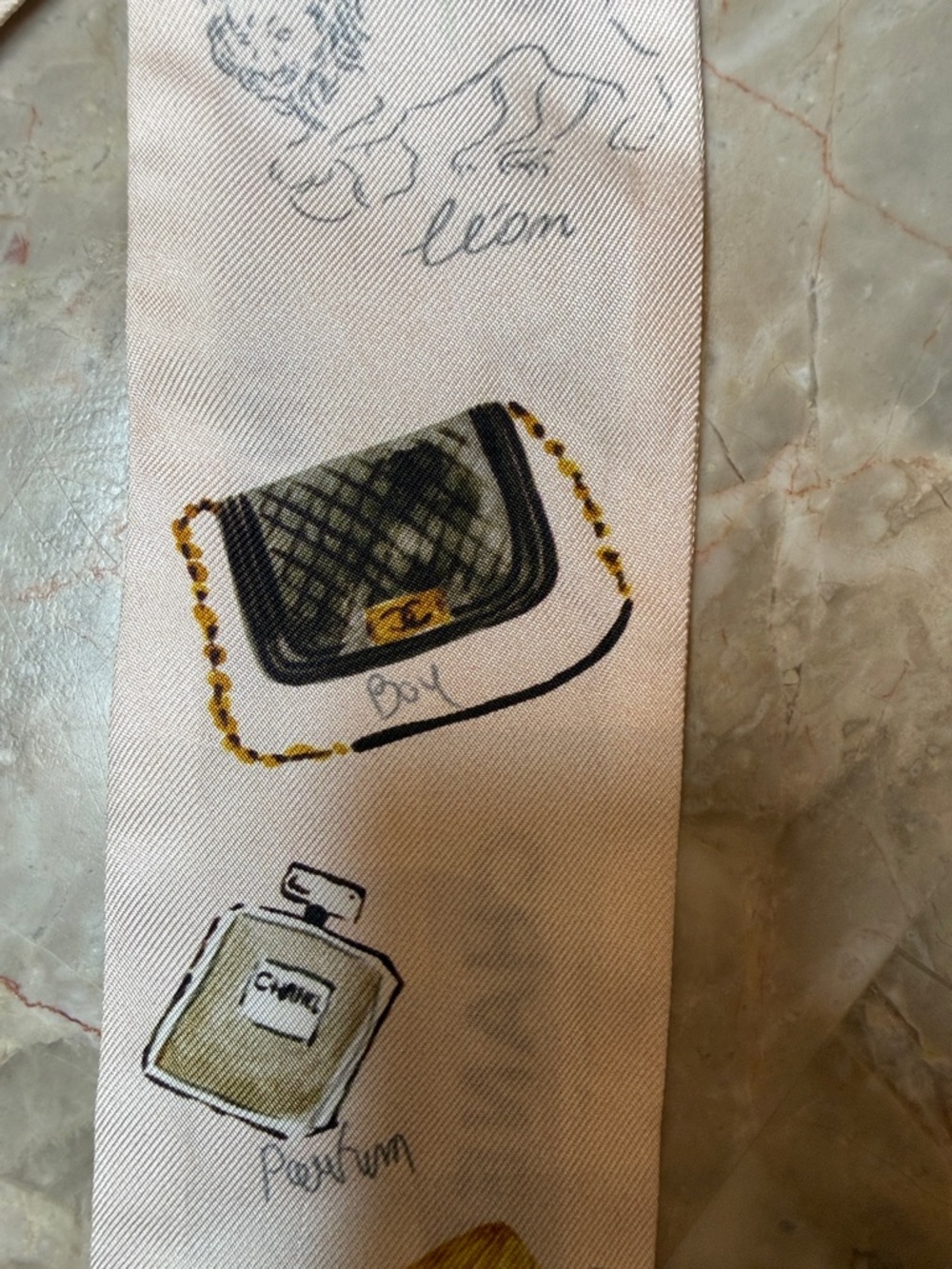 CHANEL Cream and Yellow Logo-Print Silk Twilly - Picture 8 of 12